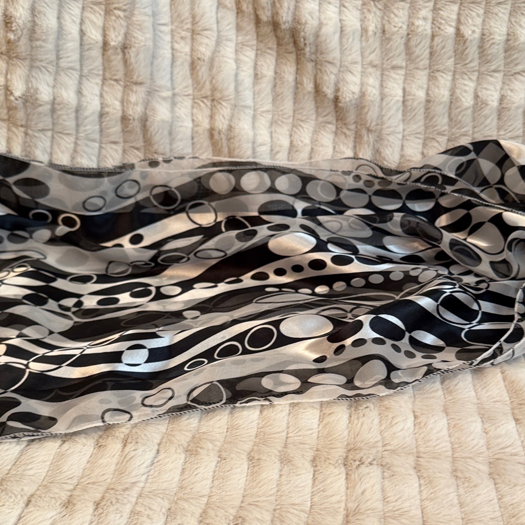 Black And Gray Patterned Scarf